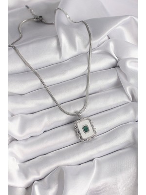 316L Çelik Gümüş Renk Italyan Zincir Beyaz Sedefli Kare Portre Model Zümrüt Taş Detay Kadın Kolye - Lisinya