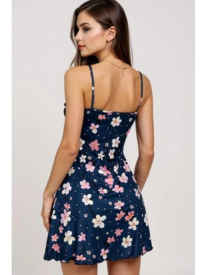 Çiçek Desenli Mavi Askılı Gecelik