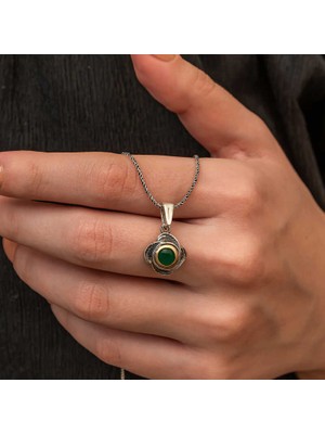 İsmiyle Al Gümüş Çiçek Desenli Otantik Kadın Kolye