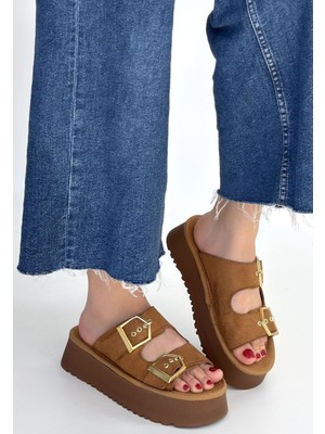 Coer Taba Süet Çift Tokalı Terlik - Lisinya