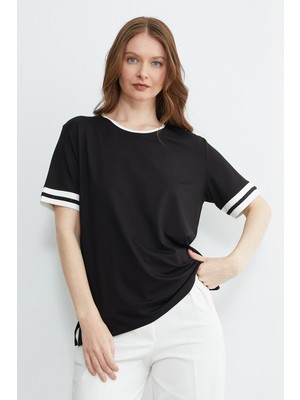 FullaModa Kolu Taşlı Biyeli Bisiklet Yaka Tişört