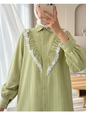 Modamorfo Boydan Düğmeli Önü Dantelli Fırfırlı Çizgili Gömlek -Yağ Yeşili