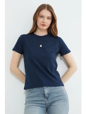 FullaModa Metal Aksesuarlı Bisiklet Yaka Tişört