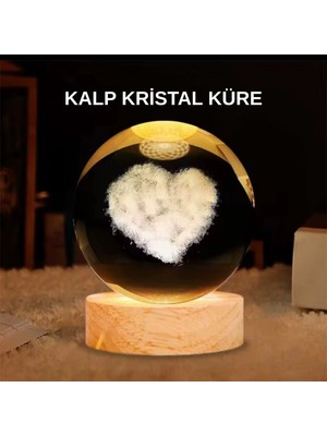 Beruflic LED Işıklı Kalp Desenli Cam Küre Büyük Boy Ahşap Tabanlı