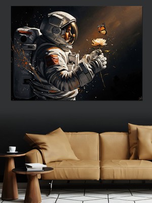 Karizma Tablo Uzayda Çiçek Tutan Astronot Figürü Dekoratif Kanvas - Mdf Ahşap Tablo
