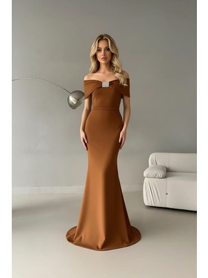 Infivento Madonna Yaka Taş Detay Maxi Boy Scuba Kumaş Balık Abiye Elbise