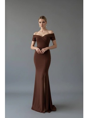 Infivento Kadın Krep Kumaş Kısa Kollu Kayık Yaka Yırtmaç Detay Maxi Boy Abiye Elbise