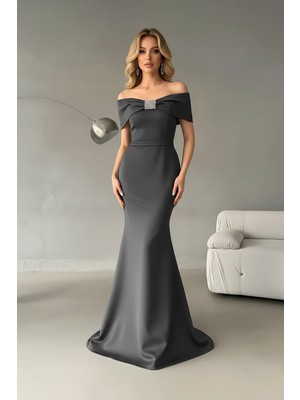 Infivento Madonna Yaka Taş Detay Maxi Boy Scuba Kumaş Balık Abiye Elbise