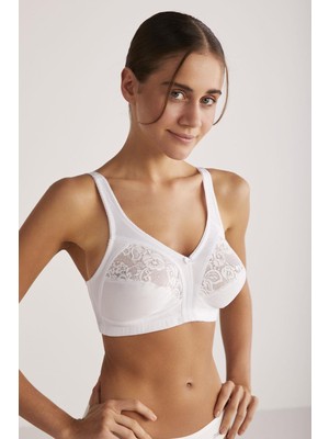 Kom Barbara Sütyen Kadınlar İçin Beyaz Toparlayıcı Sütyen Dikişsiz Rahatlık ve Nefes Alabilir Yapı