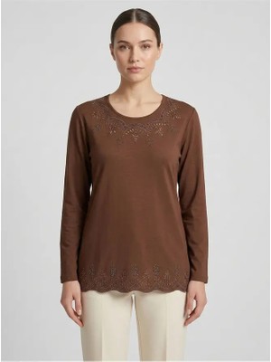 Ravencia Kadın Yaprak Desenli Eteği ve Yakası Taşlı Işlemeli Likralı Viskon Anne Penye Bluz