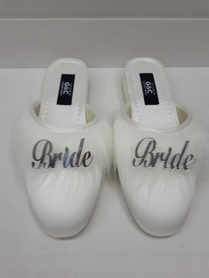 GC Terlikler Bride Gelin Topuksuz Kaz Tüyü Terlik Ekru-Gümüş Yazılı