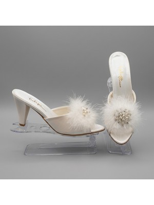 Ceyyiz Tulips Ekru Kaz Tüyü Kadın Terlik