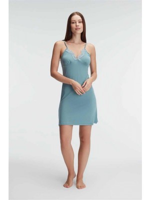 Marsilyan Ip Askılı V Yaka Viskon Çiçek Desenli Yazlık Mini Dantel Detaylı Gecelik Sabahlık Takımı