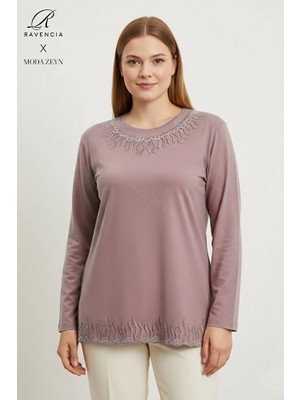 Ravencia Kadın Damla Desenli Yaka ve Etek Taşlı Işlemeli Yırtmaçlı Likralı Anne Penye Bluz