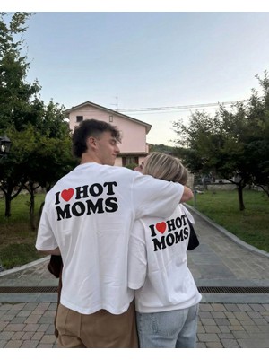 Azura Club Hot Mom Baskılı Unisex T-Shirt