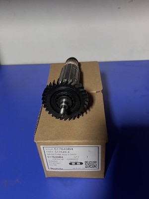 Makita 517649-4 Kollektör