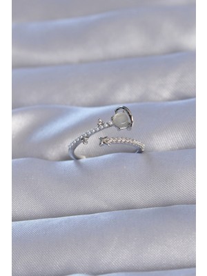 Mustran Pirinç Gümüş Renk Zirkon Taşlı Incili Satürn Model Ayarlanabilir Yüzük