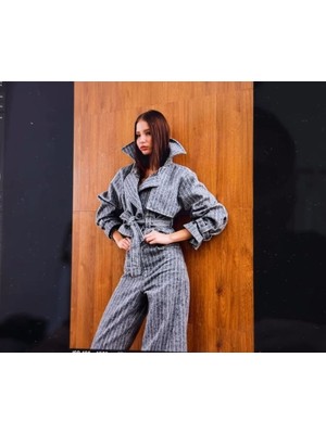 Gül Öfekler Trench Kaşe Çeket Kısa