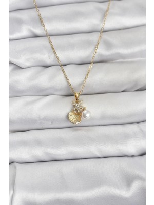 Inure Jewelry 316L Çelik Zincir Gold Renk Deniz Kabuğu ve Deniz Yıldızı Model Zirkon Taşlı Kadın Kolye