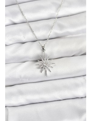 Inure Jewelry 316L Çelik Zincir Gümüş Renk Kutup Yıldızı Model Zirkon Taşlı Kadın Kolye