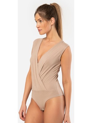 Türen Kruvaze Yaka Kolsuz Çitçitli Body