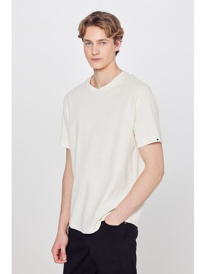 Wrangler %100 Pamuk Kısa Kol Regular Fit Erkek Tişört Günlük Stil Beyaz Basic