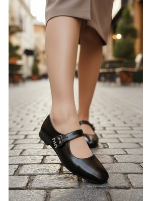 Enoch Kadın Kristal Harf Tokalı Mary Jane Balerin Babet Ayakkabı