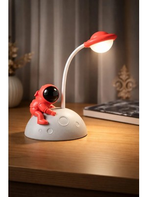 Duygusal Astronot Özel Tasarım USB Şarjlı Masa Üstü Lambası