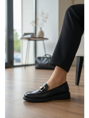 Enoch Kadın Gold Köprü Tokalı Comfort Tabanlı Maskülen Loafer