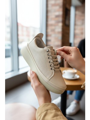 Enoch Kadın Siyah Lazer Kesim Detaylı Comfort Taban Şehir Sneaker Loafer