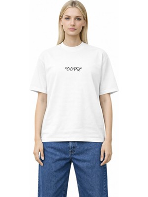 Camblys Kadın Erkek Unisex Oopps Ön Yazı Baskılı Oversize Kalın Kumaş Bol Kesim Pamuklu T-Shirt