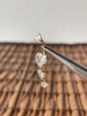 Aida Jewelss Yüksek Kalite G23 Titanium 3 Kalp Sallantı Zirkon Altın Titanyum Göbek Piercing