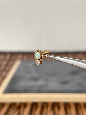 Aida Jewelss Yüksek Kalite G23 Titanium Güneş Beyaz Opal Zirkon Altın Titanyum 6x1.2mm Labret Piercing