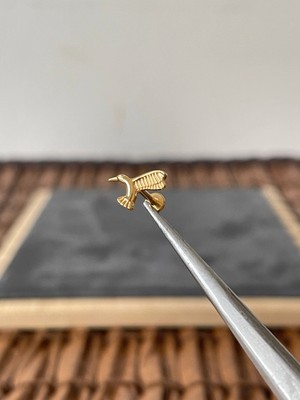 Aida Jewelss Yüksek Kalite G23 Titanium  Altın Titanyum 8x1.2mm Labret Piercing