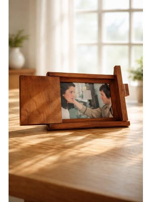 Çift Kapaklı Ahşap Kapı Tasarım Dekoratif Fotoğraf Çerçevesi