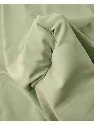 Kumaş Parça Uçuk Yeşil Renkte Jarse Kumaş 140X275CM