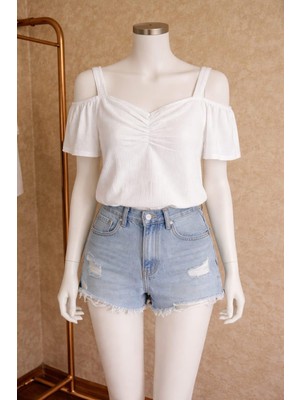 Aleksandrit Butik V Yaka Beyaz Askılı Bluz