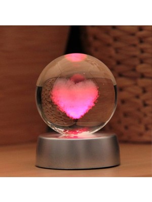 Hediyesahibi Dekoratif Renk Değiştiren Işıklı Kalp Tasarımlı 3D Cam Küre