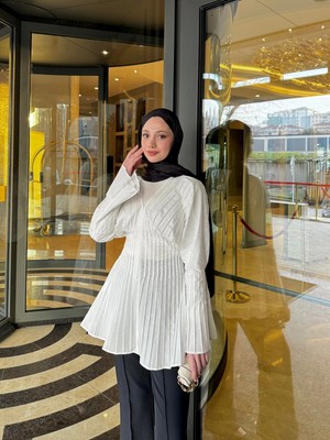 Miraydin Butik Pilise Detaylı Fermuarlı Bluz - Beyaz