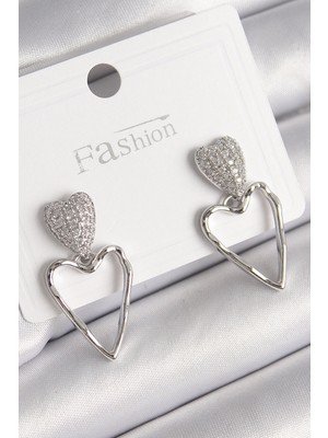 Bucuks Mey Ithalat® Pirinç Gümüş Renk Zirkon Taşlı Kalp Model Kadın Küpe