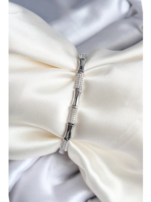 Bucuks Mey Ithalat® Pirinç Kemik Model Zirkon Taşlı Gümüş Renk Kadın Bileklik