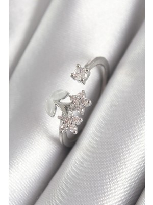 Bucuks Mey Ithalat® Pirinç Gümüş Renk Zirkon Taşlı Çiçek Model Kadın Yüzük