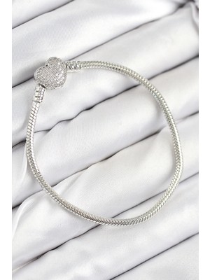 Bucuks Mey Ithalat® Pirinç Charm Zirkon Taşlı Kalp Model Gümüş Renk Kadın Bileklik