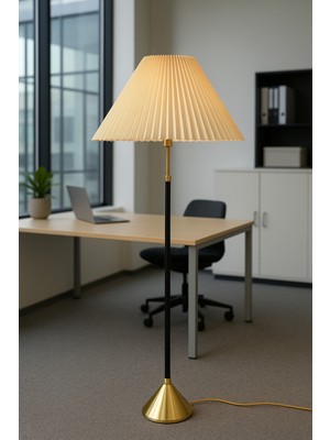 Vinner Luxora Modern Finlin Şapkalı Metal Lambader - Krem Plise / Eskitme Mat Gold Taban