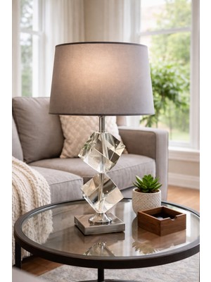 Vinner Atelier Crystal Cube Modern Abajur – Cam Küp Gövdeli Krom Metal Dekoratif Salon Masa Lambası
