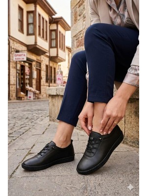 Voyager 7230 Anatomik Rahat Esnek Lastik Bağcıklı Hakiki Deri Kadın Ayakkabı