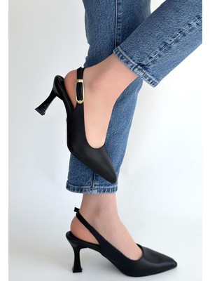 Alfaze Siyah Cilt Tokalı Kemerli Sivri Burun Topuklu Ayakkabı Topuk Boyu 7,5 cm