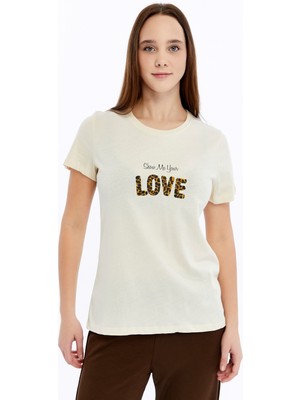 Trender Baskı Kadın T-Shirt Love Bej