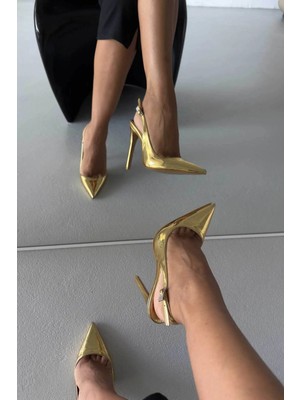 Ayakkabı Prensi Awed Taşlı Toka Detaylı Gold Stiletto, Topuklu Ayakkabı Kadın