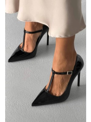 Ayakkabı Prensi Wren Taşlı Toka Detaylı Siyah Rugan Stiletto, Topuklu Ayakkabı Kadın